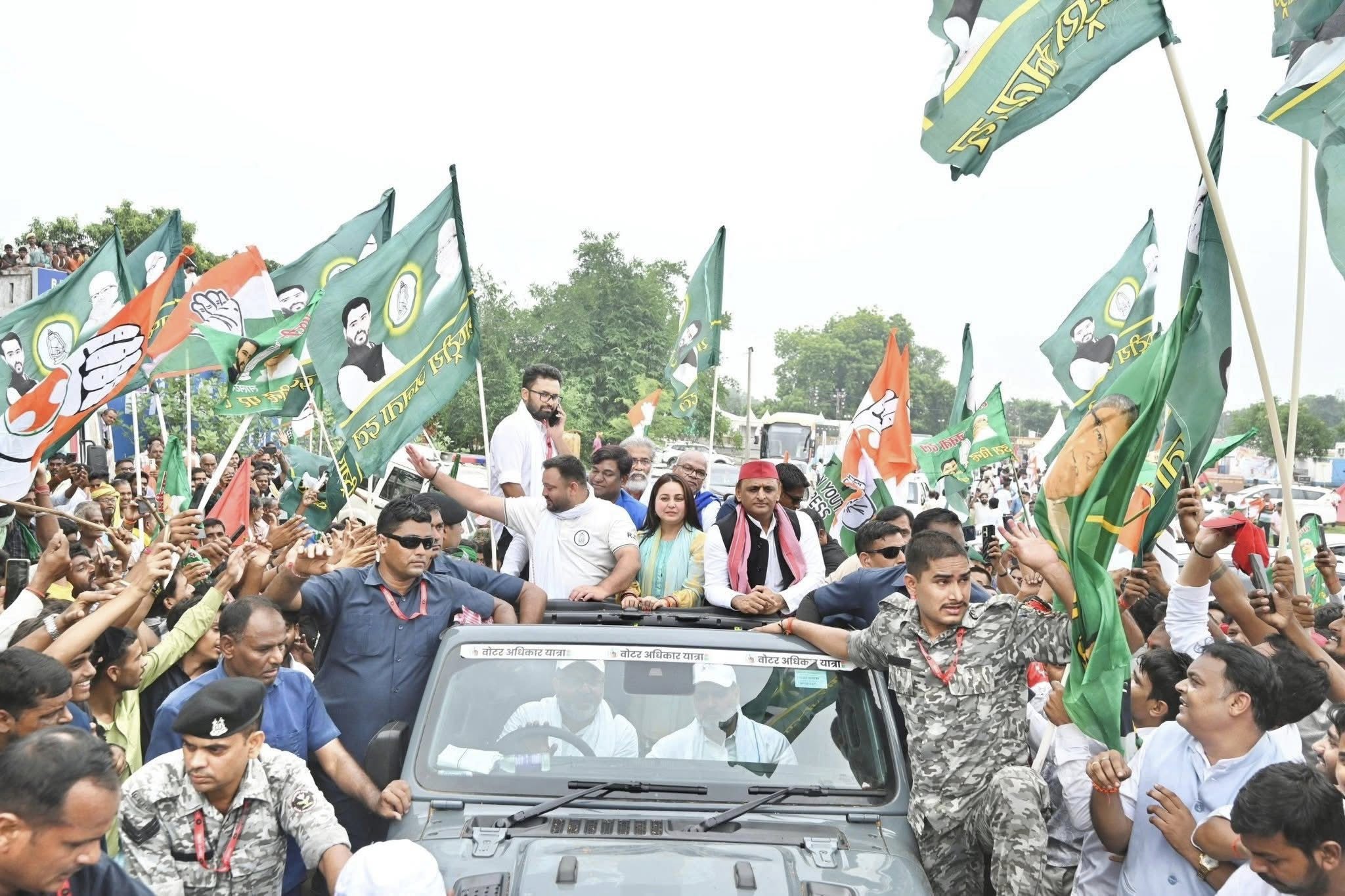 Akhilesh Yadav Joins Rahul Gandhi’s Bihar Yatra As Rohini Acharya Walks Beside Tejashwi