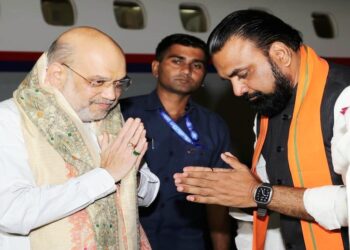 Amit Shah Reaches Patna, to Hold Strategy Meetings in Dehri and Begusarai Tomorrow