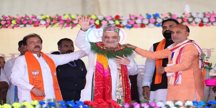 Amit Shah Rips Into Rahul–Lalu in Araria, Says NDA Will Cross 160 Seats and Purge Infiltrators From Bihar