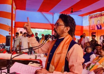 Anurag Thakur Hits Out at Mahagathbandhan, Warns Against Return to ‘Jungle Raj’ in Bihar