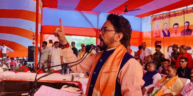 Anurag Thakur Hits Out at Mahagathbandhan, Warns Against Return to ‘Jungle Raj’ in Bihar