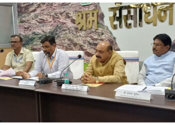 Bihar Child Labour Commission Calls for Stricter Action and Inter-Departmental Coordination