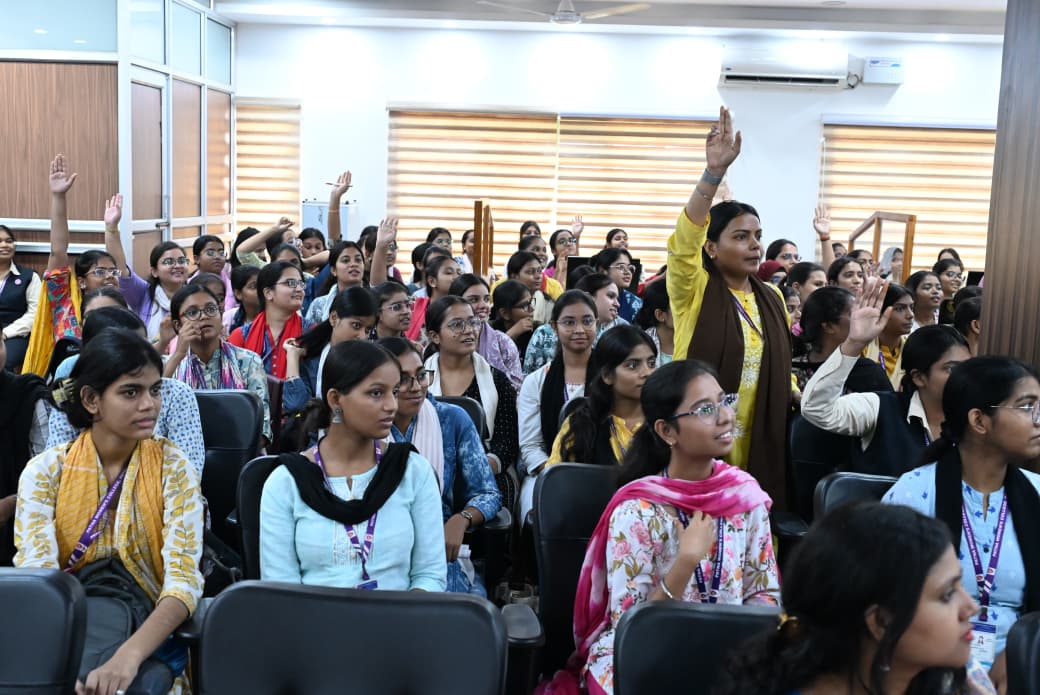 RBI Officials Highlight Career Pathways at Patna Women’s College Career Fair