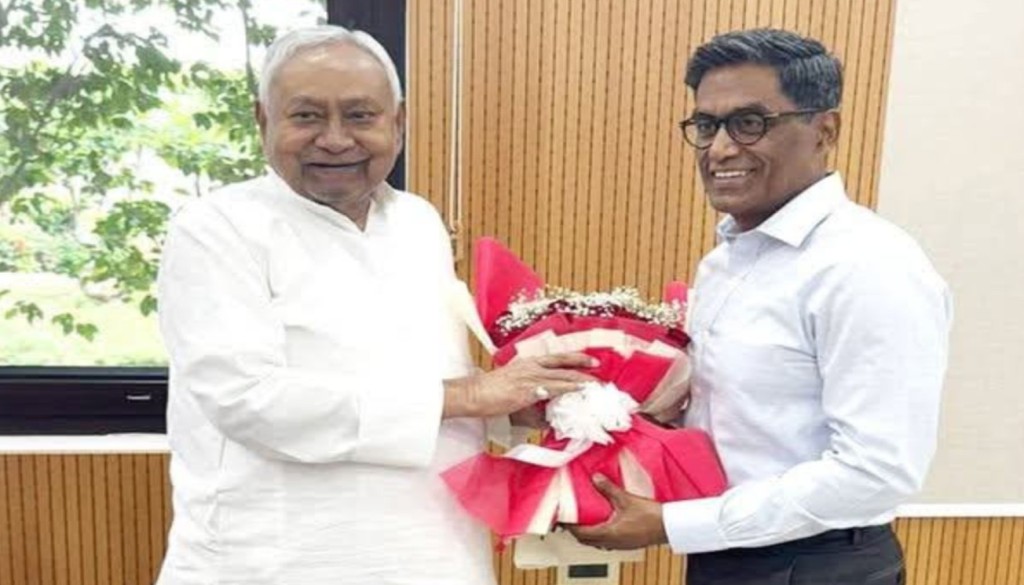 Bihar Chief Secretary Pratyaya Amrit meets Chief Minister Nitish Kumar at his residence.