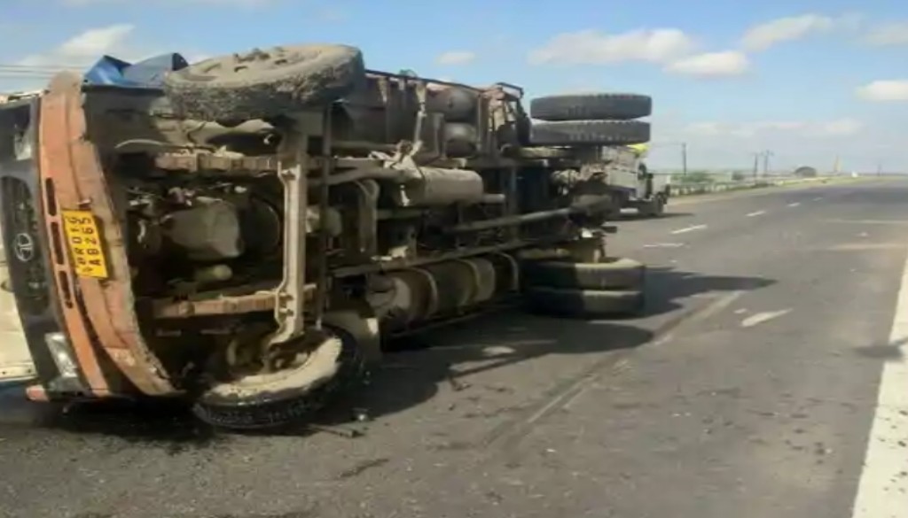 Truck Driver Killed in Collision on Mokama Bypass in Patna