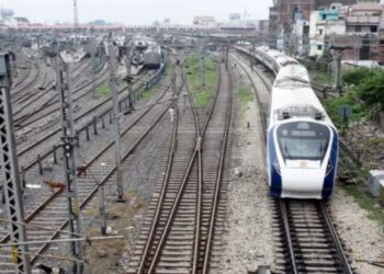 Rail Alert: Vande Bharat Express and 25 Other Trains Cancelled or Rerouted Amid Gorakhpur Track Upgrades