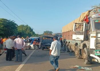 Bihar Tragedy: Truck-Auto Rickshaw Collision Kills Three, One Critically Injured