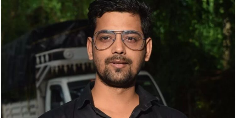 Khagaria Filmmaker Suman Shekhar Wins Best Romantic Film at Mumba International Film Festival