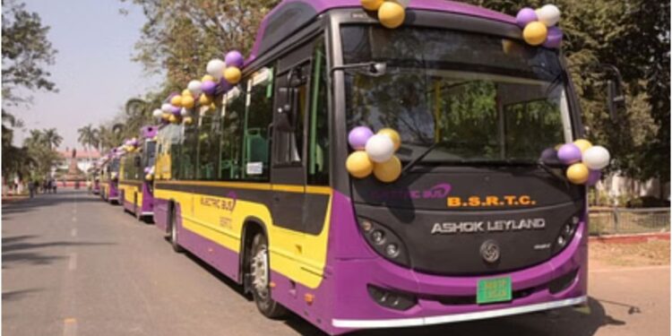 Cheap Bus Service from Gayaji to Delhi and Kolkata for Festival Season