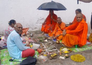 Pilgrims Offer Ancestral Rites at Bhim Gaya, Go Prachar and Gada Lol on 12th Day of Pitru Paksha