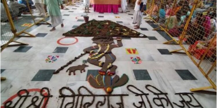 Govardhan Puja 2025: Devotees Across India Celebrate the Worship of Govardhan Hill and Lord Krishna — Know the Auspicious Timings and Rituals