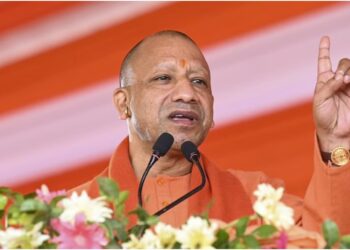 UP Chief Minister Yogi Adityanath Launches Bihar Election Campaign, to File BJP Nominations at Two Constituencies Tomorrow