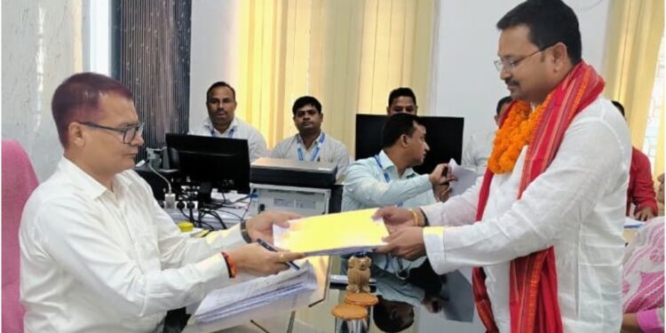 Bettiah’s Wealthiest Candidate: Rankaushal Pratap Singh Declares Rs 373 Crore in Assets, Rs 5.51 Crore in Shares and Securities