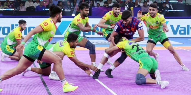 Patna Pirates Defeat Delhi, Make Big Leap in Rankings to Reach Eighth Place