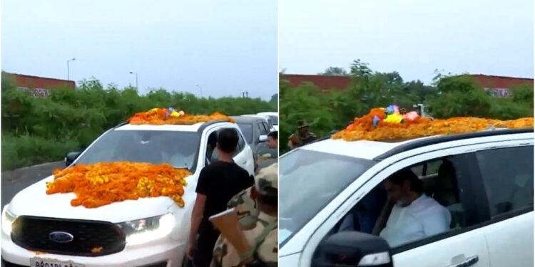 Police Stop Prashant Kishor’s Convoy in Purnia, Vehicles Searched Election During Campaign