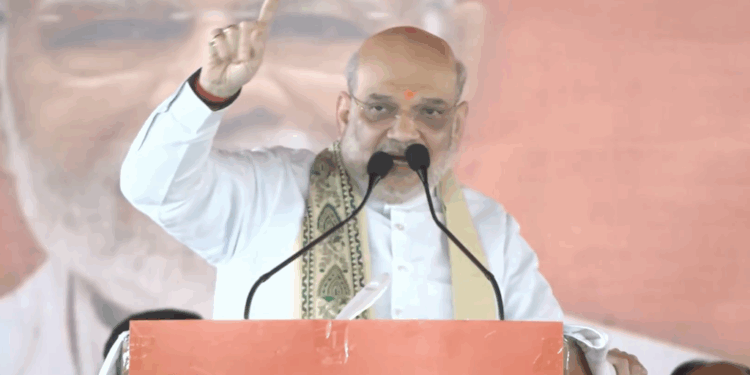 Amit Shah Brands Grand Alliance Manifesto “False”, Urges Bihar Voters To Back NDA To ‘Stop Jungle Raj’ in Lakhisarai Rally