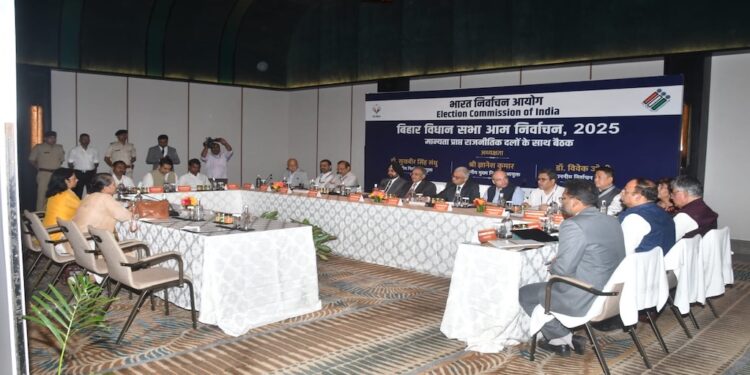 BJP, JD (U) Push for Single-Phase Bihar Elections as BJP Sparks Row With Burqa Ban Demand at Booths