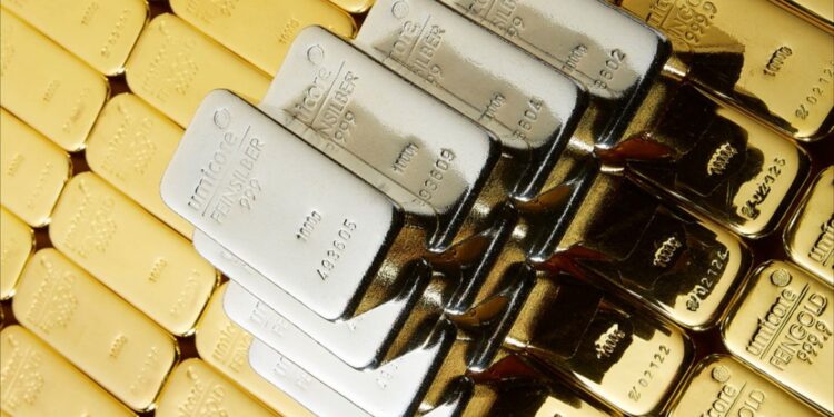 Gold Prices Drop Rs. 1,375, Silver Rs. 1,033: 13-Day Slide Wipes Out Rs. 10,000 From Gold’s Value