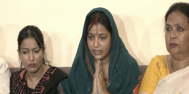 Jyoti Singh Alleges Pawan Singh Gave Her Abortion Pills, Claims She Attempted Suicide Amid Marital Dispute