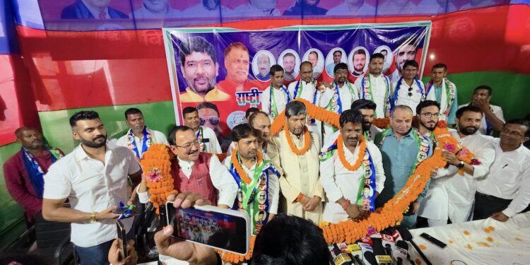 Bihar Elections: Pashupati Paras “Abandoned” by Grand Alliance, Party Releases List of 25 Candidates