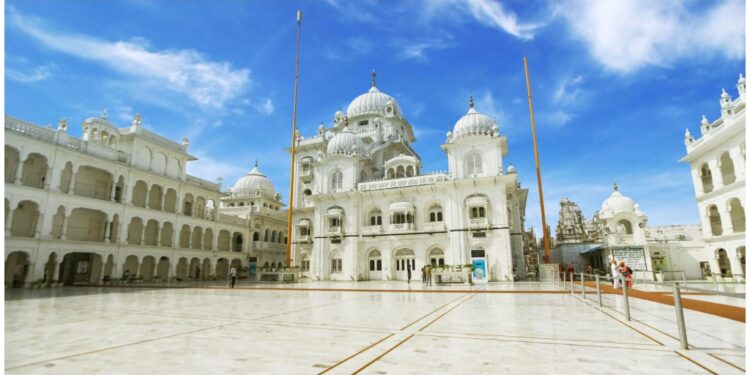 11,000 Diyas to Brighten Patna Sahib: Gurudwara to Celebrate Eco-Friendly Diwali with Great Enthusiasm