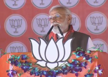 हमने जंगलराज को सुशासन में बदला, अब सुशासन को समृद्धि में बदलने का समय है”: PM Modi’s Prosperity Pitch Lights Up Begusarai Rally