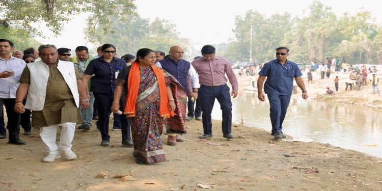 Delhi Government Declares Historic 1.5-Day Public Holiday for Chhath Puja