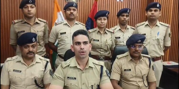 Mother Colludes with Neighbour to Kidnap Her Own Son for Ransom in Patna; Five Family Members Arrested