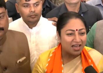 Delhi CM Rekha Gupta Visits Patna, Hails Bihar’s Development Ahead of Elections