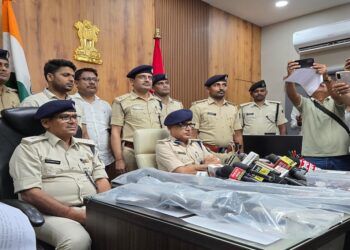 Siwan Police Bust Raees Khan Gang Hideout, Seize AK-47 and Carbine