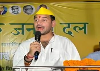 Tej Pratap Yadav Reacts to ‘Jai Shri Ram’ Chant, Urges Supporters to Say ‘Jai Siya Ram’ at Sitamarhi Rally