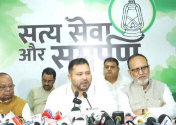 Tejashwi Yadav Vows 'Job for Every Family' Law Within 20 Days, Launches Scathing Attack on Nitish Kumar's Tenure