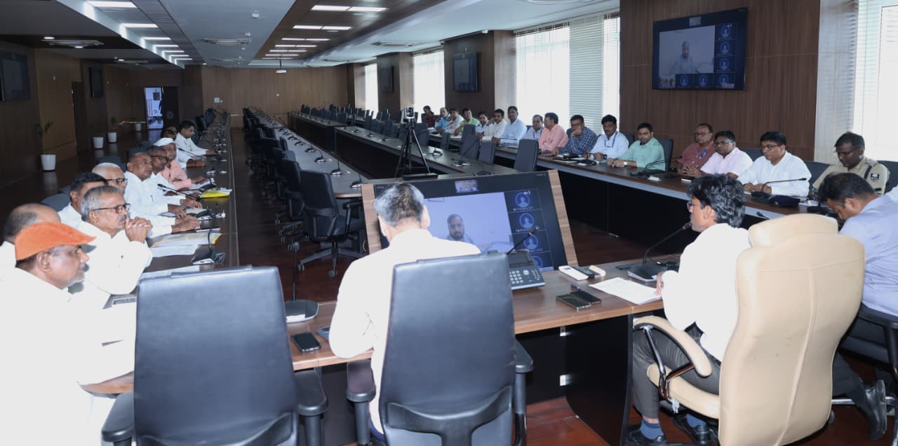 Patna DM Vows Clean, Transparent and Intimidation-Free Polls, Orders Strict Compliance with Election Commission Directives