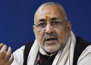 Young Tongue, Empty Promises: Giriraj Singh Launches Fiery Attack on Tejashwi Yadav Ahead of Bihar Polls