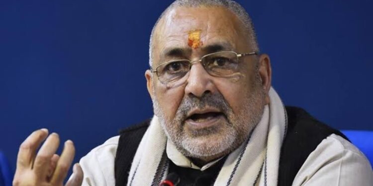 Young Tongue, Empty Promises: Giriraj Singh Launches Fiery Attack on Tejashwi Yadav Ahead of Bihar Polls