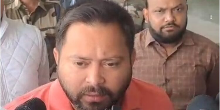 ‘PM Ate Up 65% of People’s Reservation’: Tejashwi Yadav Targets PM Modi on Final Day of Bihar Campaigning