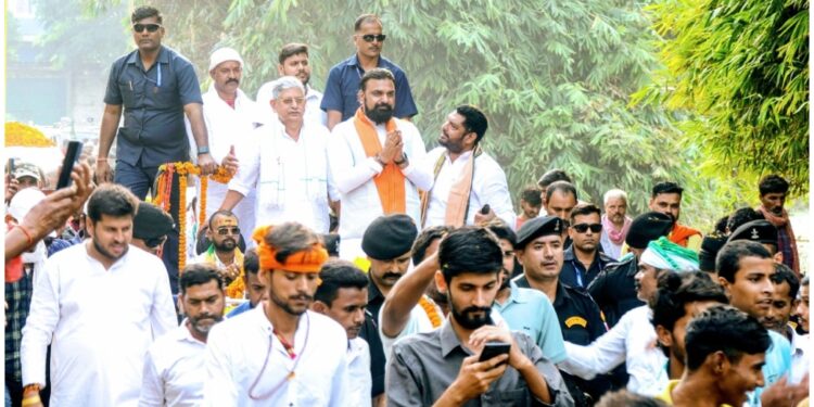 FIR Filed Against Lalan Singh and Samrat Choudhary in Mokama, Excess Vehicles Used Without Permission During Campaign for Anant Singh