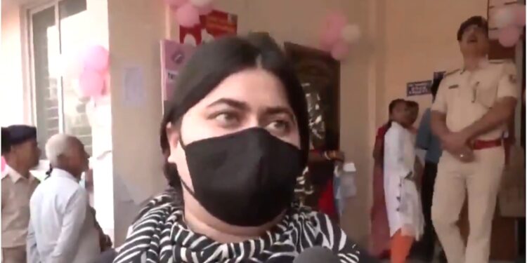 Bihar Election 2025: “This Is Bihar’s System…” — Women Outraged at Patna VIP Booth