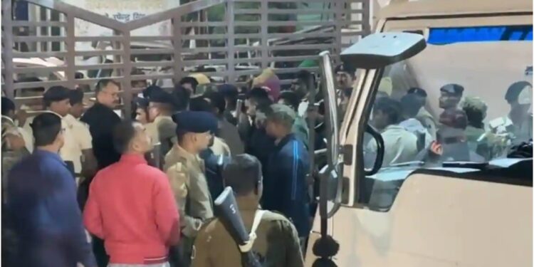 Election Commission Removes Chenari Returning Officer After EVM Tampering Row in Sasaram