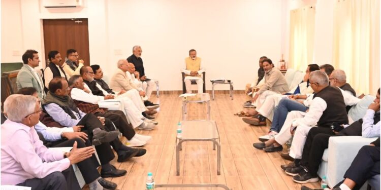 Prashant Kishor’s Jan Suraaj Party Takes Major Action, Dissolves Organisational Units Down to the Panchayat Level