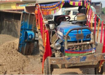 Sand Mafia in Patna Runs Over Mining Team with Tractor, Killing One Soldier and Injuring Another