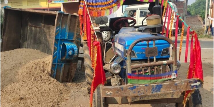 Sand Mafia in Patna Runs Over Mining Team with Tractor, Killing One Soldier and Injuring Another