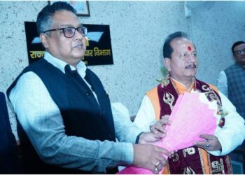 Vijay Kumar Sinha Takes Charge of Bihar Land Revenue Department, Vows Action Against Land Mafia