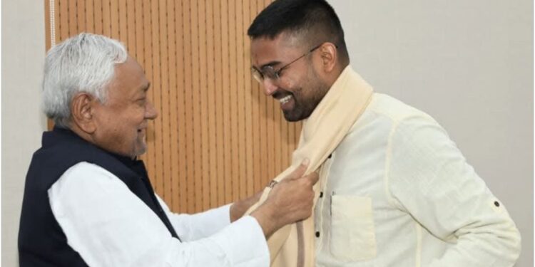 After Meeting Nitish Kumar, Deepak Prakash Calls It a Privilege to Work with Him, Announces Panchayat Monitoring Committees