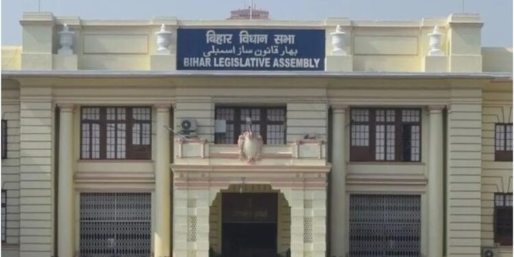 Bihar Assembly to Go Paperless, MLAs to Submit Questions via Tablets as Nitish Kumar’s New Government Begins Session on December 1