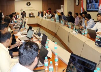 CEC Gyanesh Kumar and both the ECs have reached the Control Room in ECI to monitor the CCTVs installed in 100% polling stations for the first time.