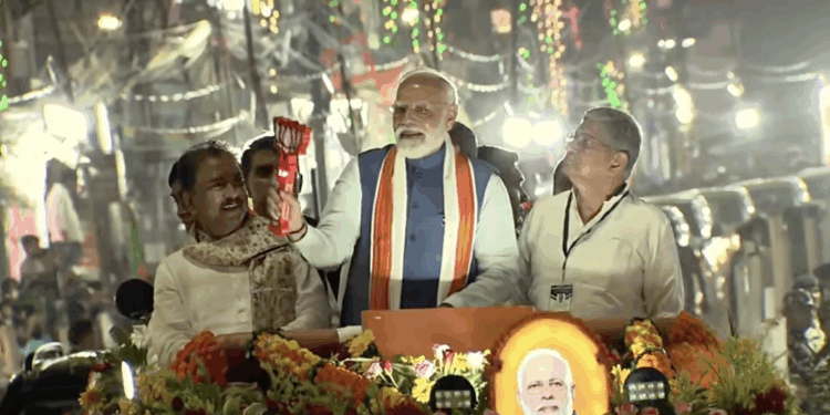PM Modi’s Grand Patna Roadshow Showcases NDA Strength Ahead of Bihar Polls