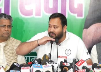 Tejashwi Yadav Claims He Will Take Oath as Bihar Chief Minister on November 18, Says Change Is Inevitable