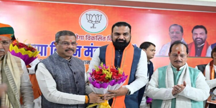 Samrat Chaudhary Named BJP Legislative Party Leader, Vijay Sinha Deputy; Both Likely to Be Bihar Deputy CMs