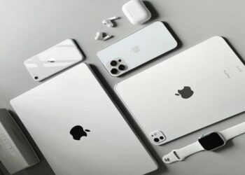 Apple Set to Shake Up Budget Line-Up With Cheaper MacBook, New iPad and iPhone 17e in 2026